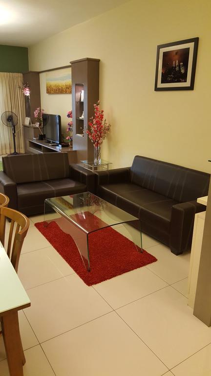 Qaiser Executive Stay East Lake Residence Kampong Bohol Εξωτερικό φωτογραφία