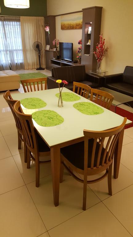 Qaiser Executive Stay East Lake Residence Kampong Bohol Εξωτερικό φωτογραφία
