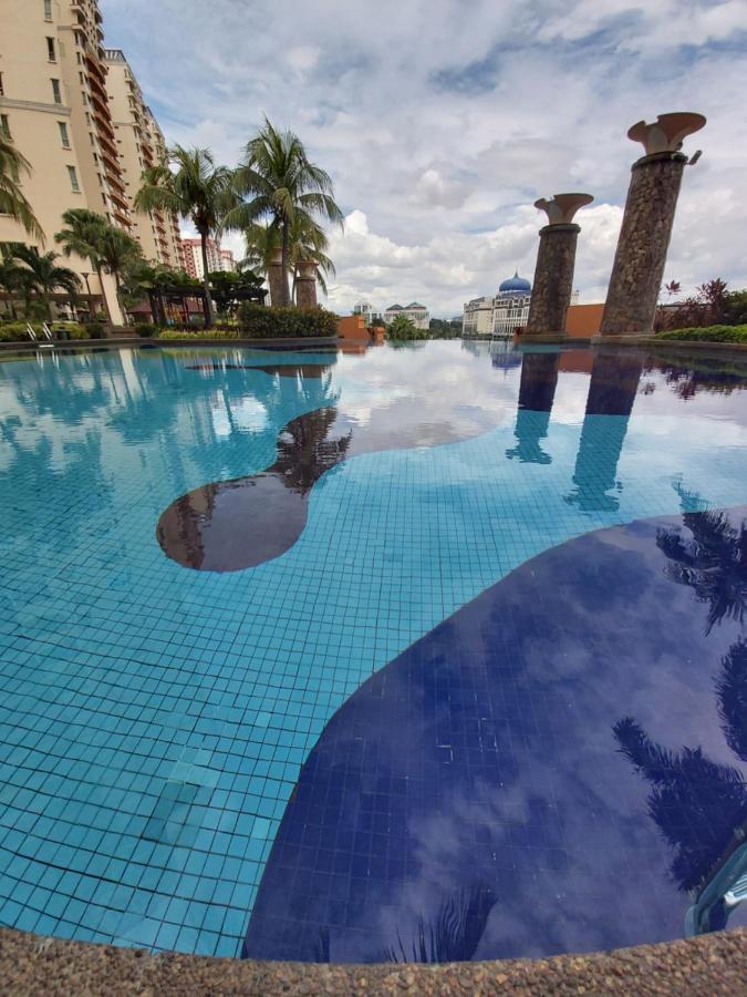 Qaiser Executive Stay East Lake Residence Kampong Bohol Εξωτερικό φωτογραφία