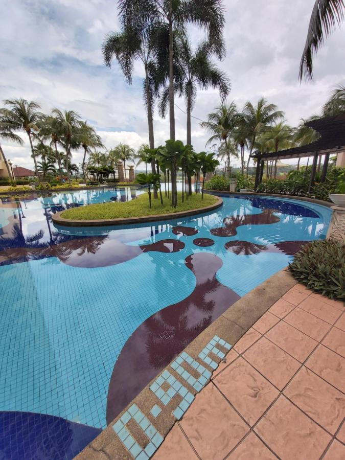 Qaiser Executive Stay East Lake Residence Kampong Bohol Εξωτερικό φωτογραφία