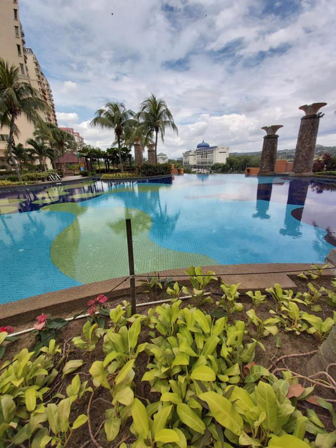 Qaiser Executive Stay East Lake Residence Kampong Bohol Εξωτερικό φωτογραφία